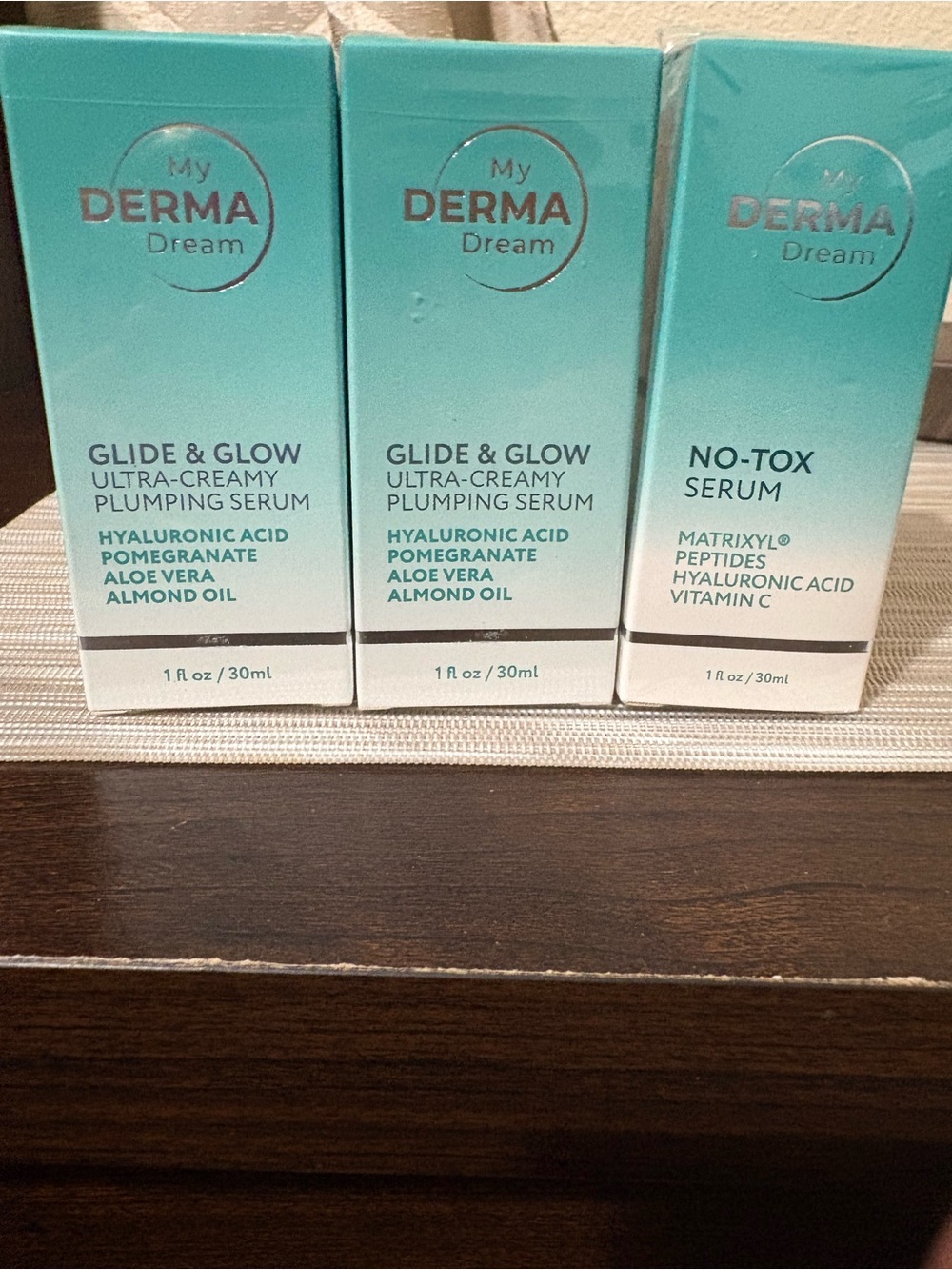 Glide & Glow Ultra-Creamy Plumping Serum – Aqua